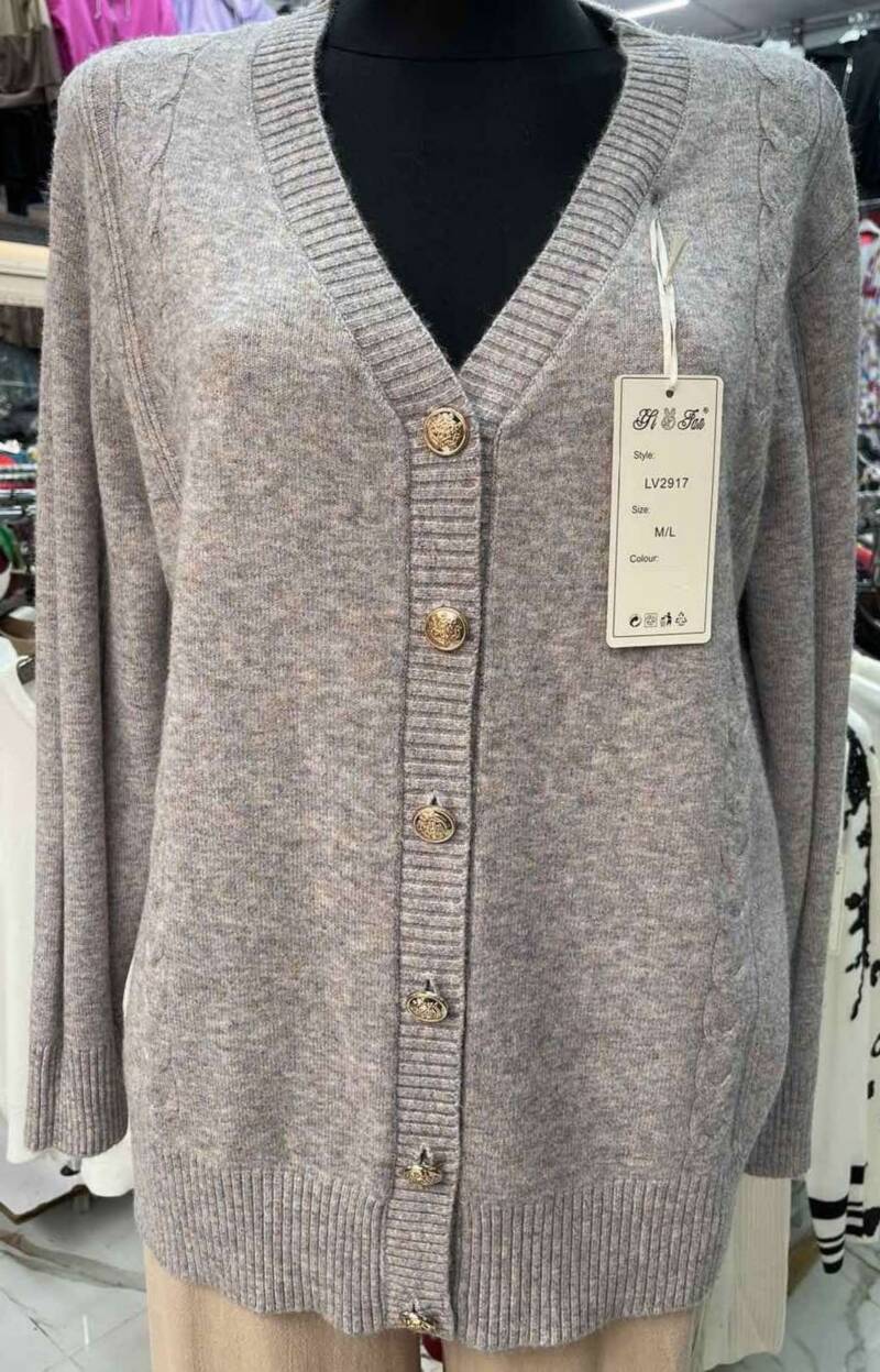 Swetry damskie Roz M-3XL. 1 kolor. Paczka 8 szt